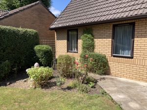 Border- click for photo gallery